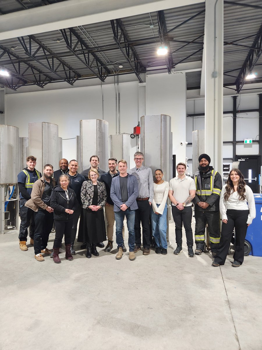 SylviaJonesMPP's tweet image. It was great to visit EcoTank and see the progress of their new build in #Orangeville, supported by our government.

It is always inspiring to meet local innovators who are investing, creating jobs, and driving growth in #Dufferin-#Caledon.

Learn more: sylviajonesmpp.ca/ontario-welcom…