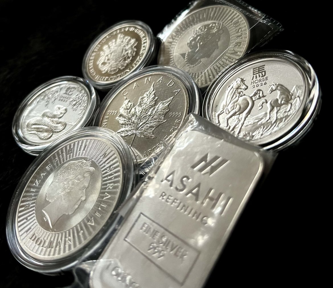 A coin a day keeps the dollar away! 😆 #Silver