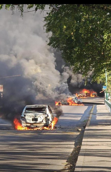 Prefiero esta imágenes de El Salvador, que estas de México.

Mano dura con los criminales.