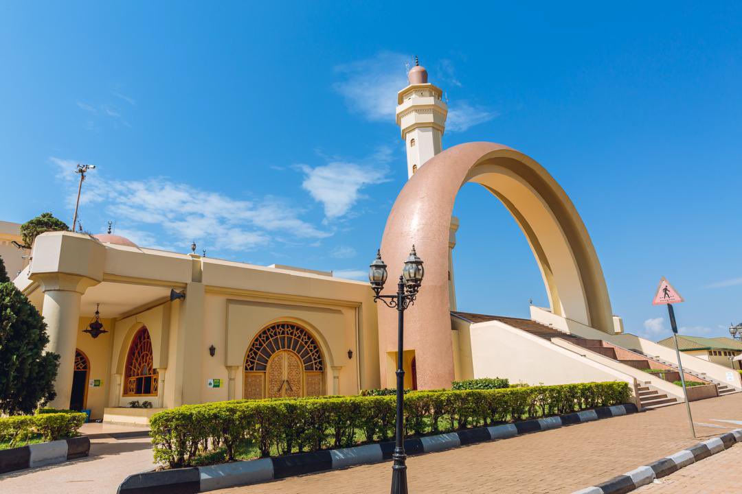 RugoteTours's tweet photo. Standing tall on Old Kampala Hill is the iconic Uganda National Mosque, famously known as Gaddafi National Mosque 🕌✨

A true architectural masterpiece and one of the largest mosques in East Africa, offering breathtaking 360° views of Kampala city.

History, faith, and beauty all in one place a must-visit gem in the heart of Uganda 🇺🇬

Wishing all our Muslim brothers and sisters a blessed fasting season. Ramadan Kareem 🌙🤍
