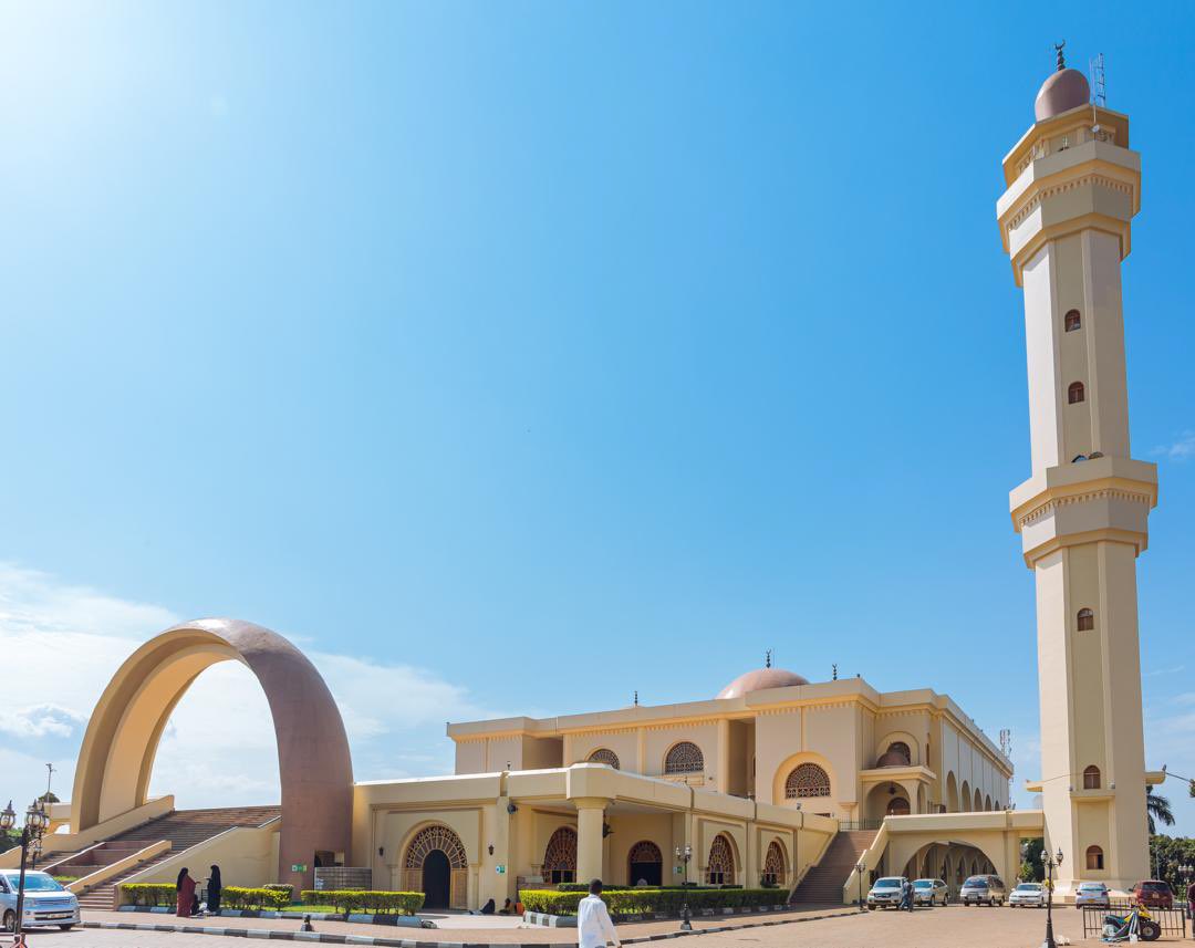 RugoteTours's tweet photo. Standing tall on Old Kampala Hill is the iconic Uganda National Mosque, famously known as Gaddafi National Mosque 🕌✨

A true architectural masterpiece and one of the largest mosques in East Africa, offering breathtaking 360° views of Kampala city.

History, faith, and beauty all in one place a must-visit gem in the heart of Uganda 🇺🇬

Wishing all our Muslim brothers and sisters a blessed fasting season. Ramadan Kareem 🌙🤍