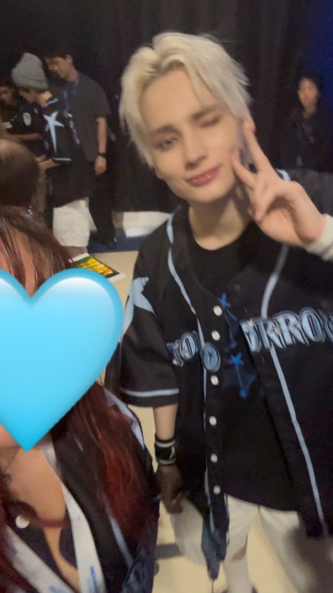 bmgevt's tweet photo. soob ily forever (ft. kai bc he looks so good) https://t.co/PrfYwqUrnt