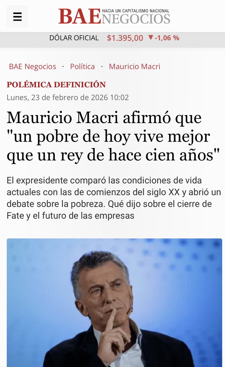 Gregoriodalbon's tweet photo. Macri dice que un pobre de hoy vive mejor que un rey de hace cien años.
Un rey de hace cien años no elegía entre comer o pagar el alquiler. No hacía colas en un comedor. No veía a sus hijos irse del país.
Esta frase no es una torpeza. Es una confesión: nunca entendió nada. Y por eso gobernó como gobernó.