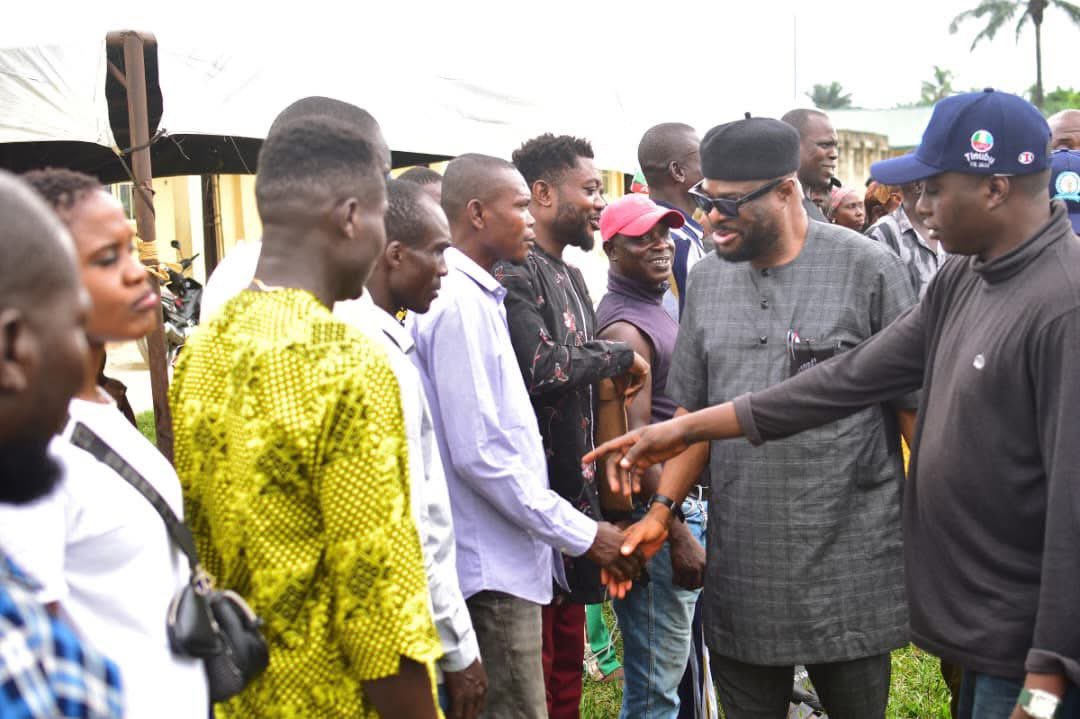 prosper_daudu's tweet photo. The senator, who represents Delta South in the National Assembly, has been widely praised for his behind-the-scenes efforts in ensuring the congresses were conducted smoothly in a fair manner. https://t.co/VzIDM3r5hh