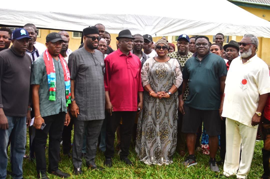 prosper_daudu's tweet photo. The senator, who represents Delta South in the National Assembly, has been widely praised for his behind-the-scenes efforts in ensuring the congresses were conducted smoothly in a fair manner. https://t.co/VzIDM3r5hh