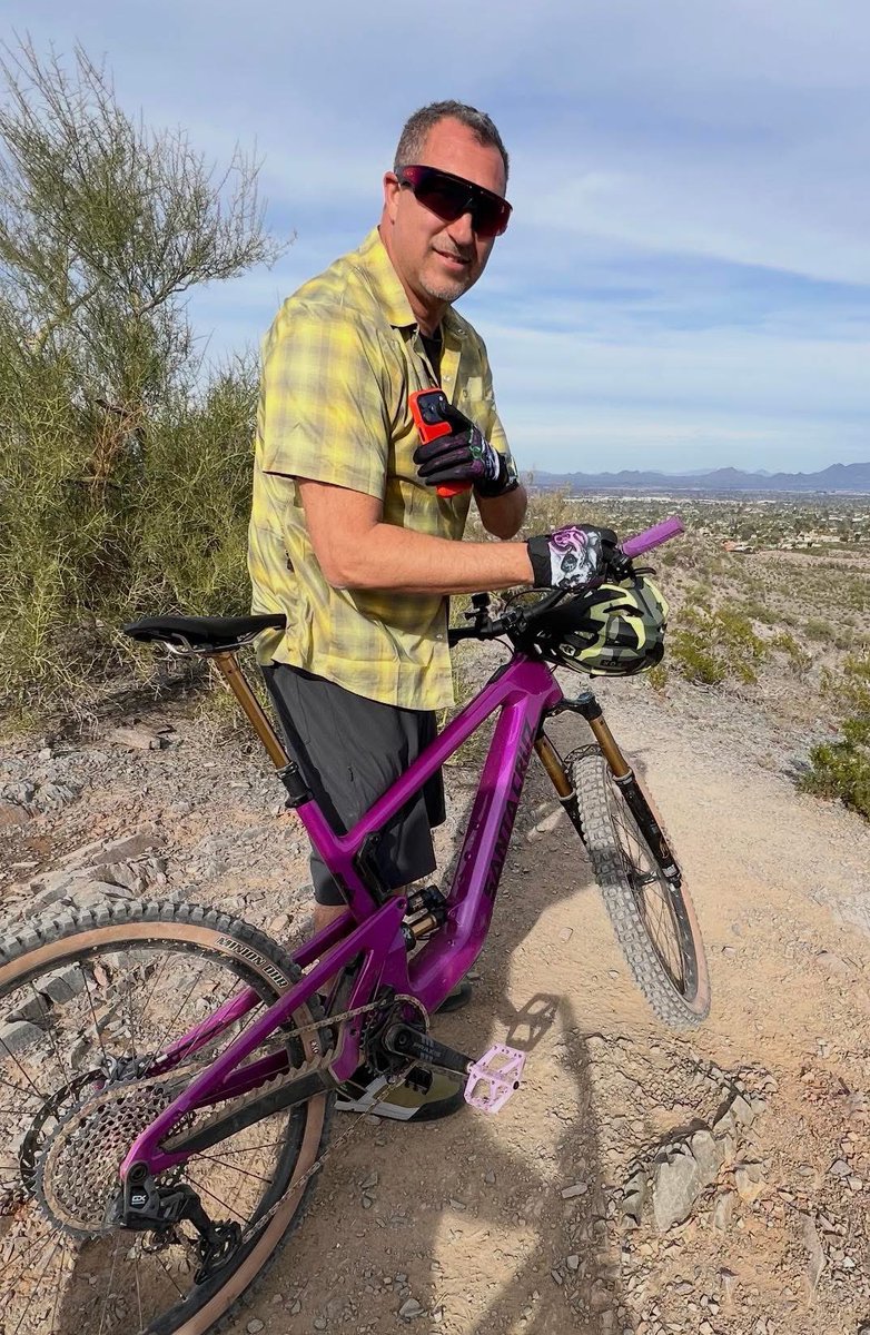 CharlesAndefree's tweet photo. Time for another epic 18 mile Mtn bike ride !!! Who wants to join us ??? https://t.co/EOE63dgVP7