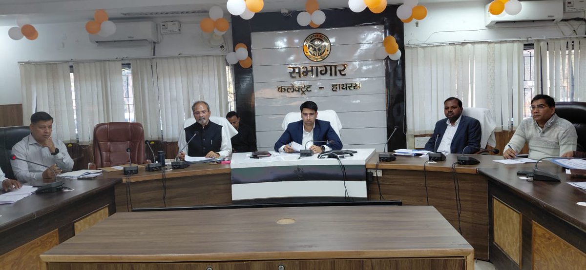 DM Hathras tweet media