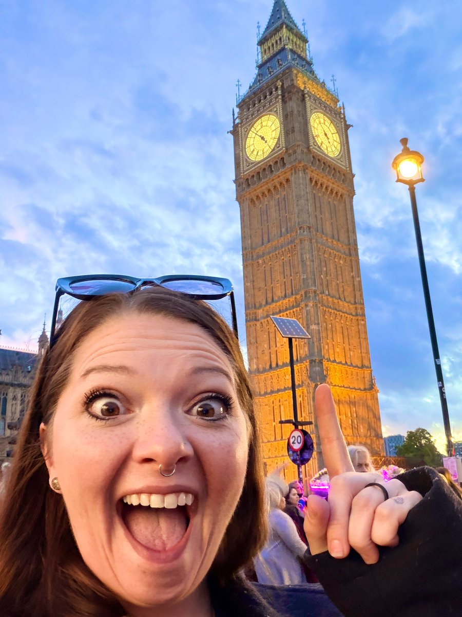 xxelleseaxx's tweet photo. i love seeing things in real life 💁🏻♀️ #austism #autisticjoy https://t.co/7KQMuDdYG5
