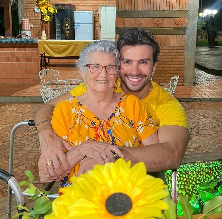 Fernanda #malyne🎙👑🥣🎙🥣👑 tweet media