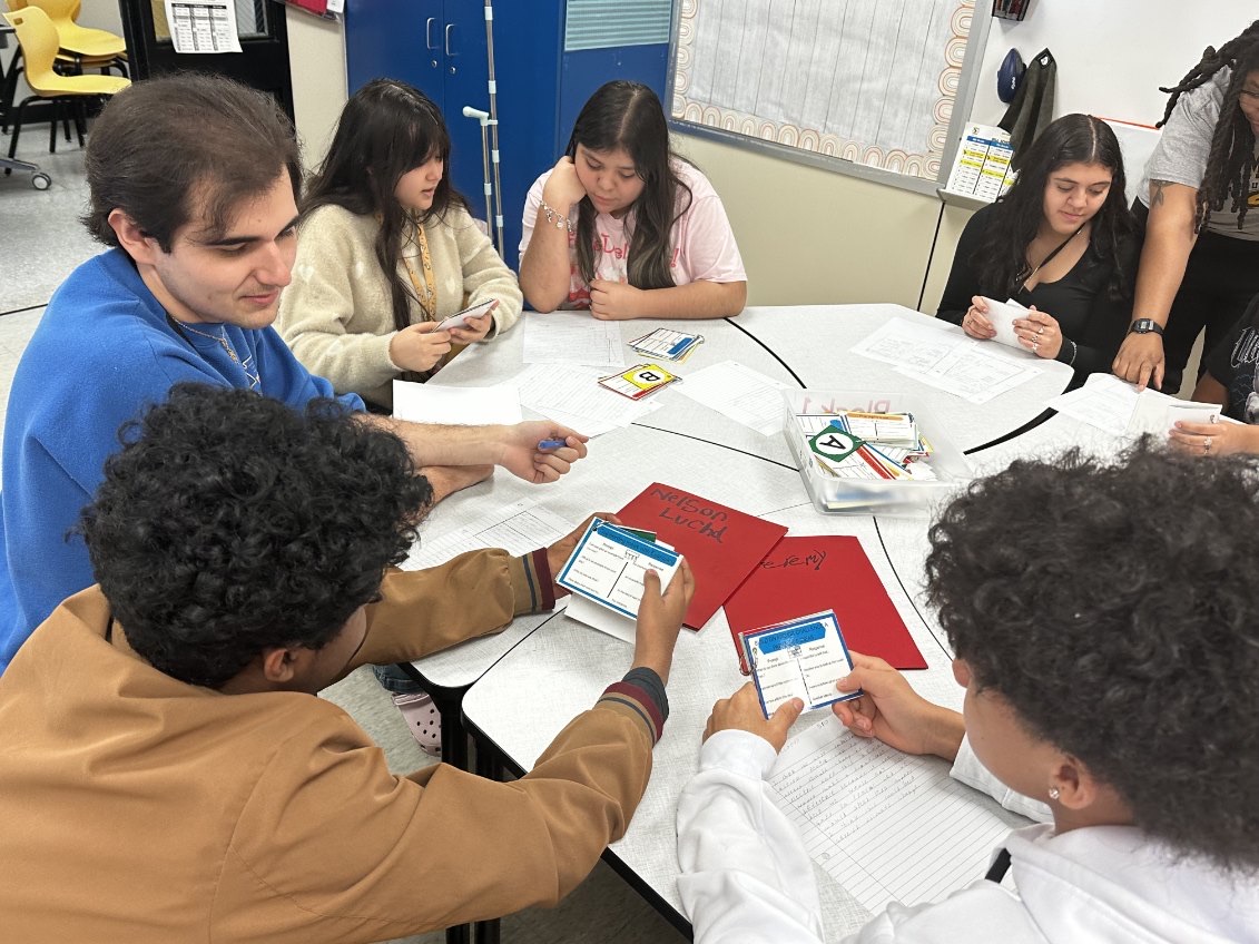 HoffmanMS_AISD's tweet photo. Our dedicated students are putting in the work at Saturday School, practicing TELPAS strategies to level up their listening and speaking skills. We’re fueling excellence and truly igniting the hive in Hornet Nation! @AldineISD  #HornetNationPride https://t.co/ZMcUSUsAc4