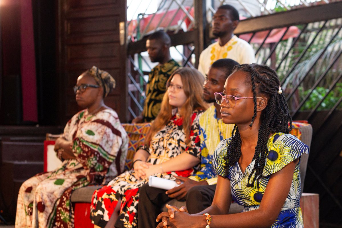 Centro Cultural de España en Bata tweet media