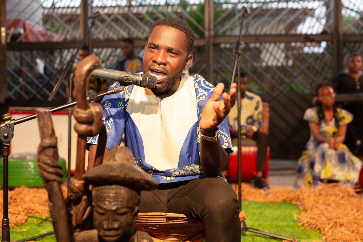 Centro Cultural de España en Bata tweet media