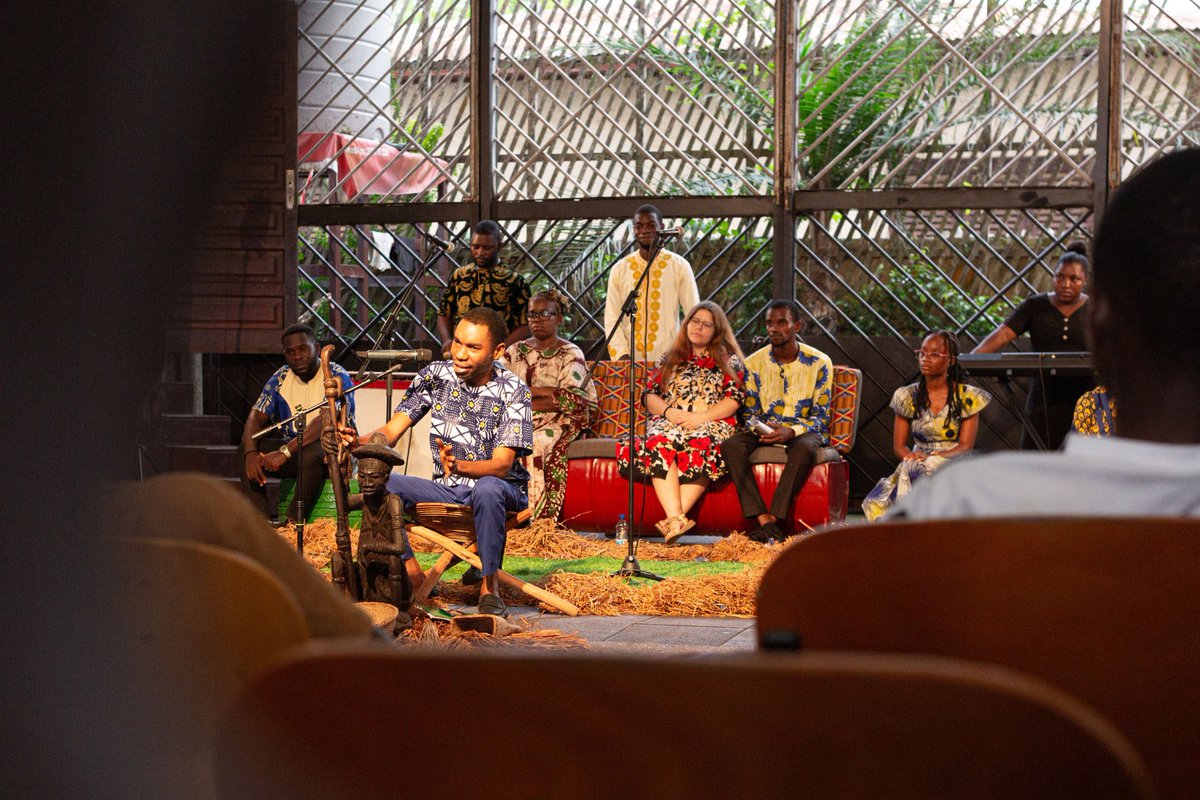 Centro Cultural de España en Bata tweet media