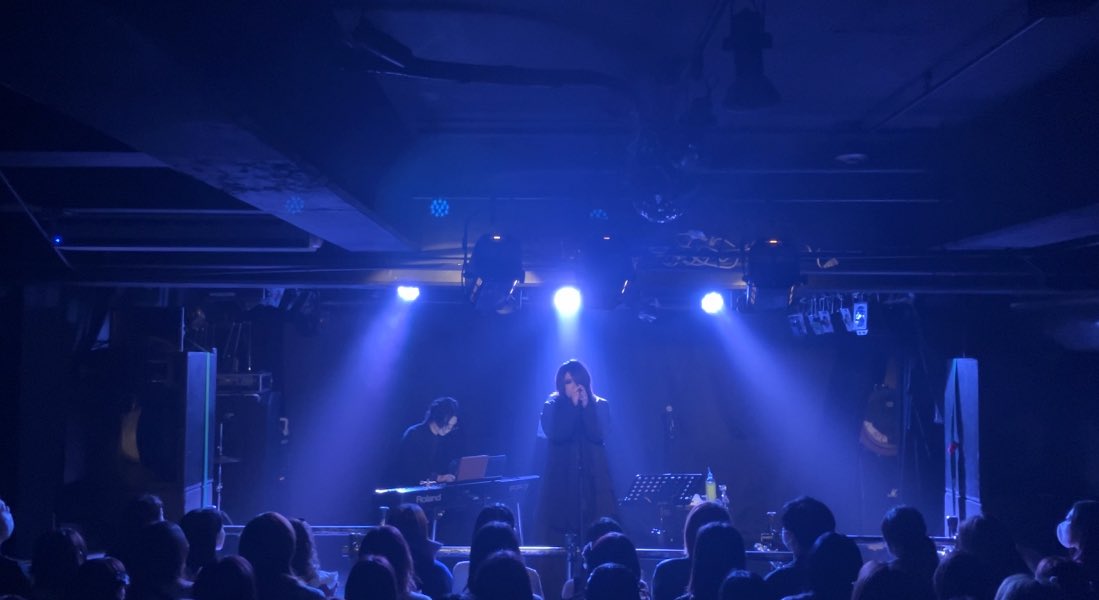 nigu_chang's tweet photo. おちゅかれさまでした。
大好きなボーカル勢揃い。
またやらせてね。
またやろう。

Daisuke君も本当にありがとう(^^)
izumiくんも大喜びさ♡ https://t.co/yqbKutcm5L