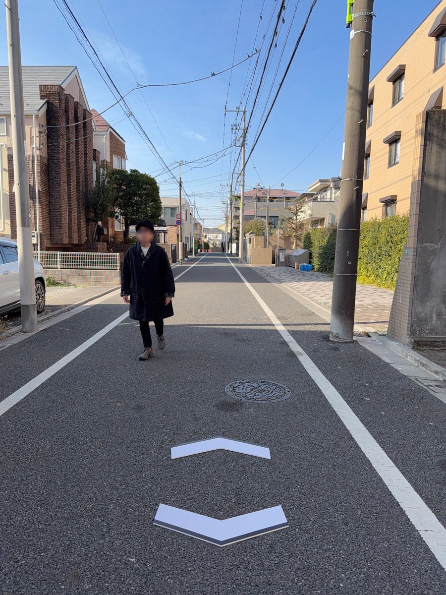 When humans are so creative that AI can't even comprehend. 

Created by a human <a href="/sumimachine/">スミマサノリ</a> who likes to pretend to be captured by Google Street View. #NotByAI