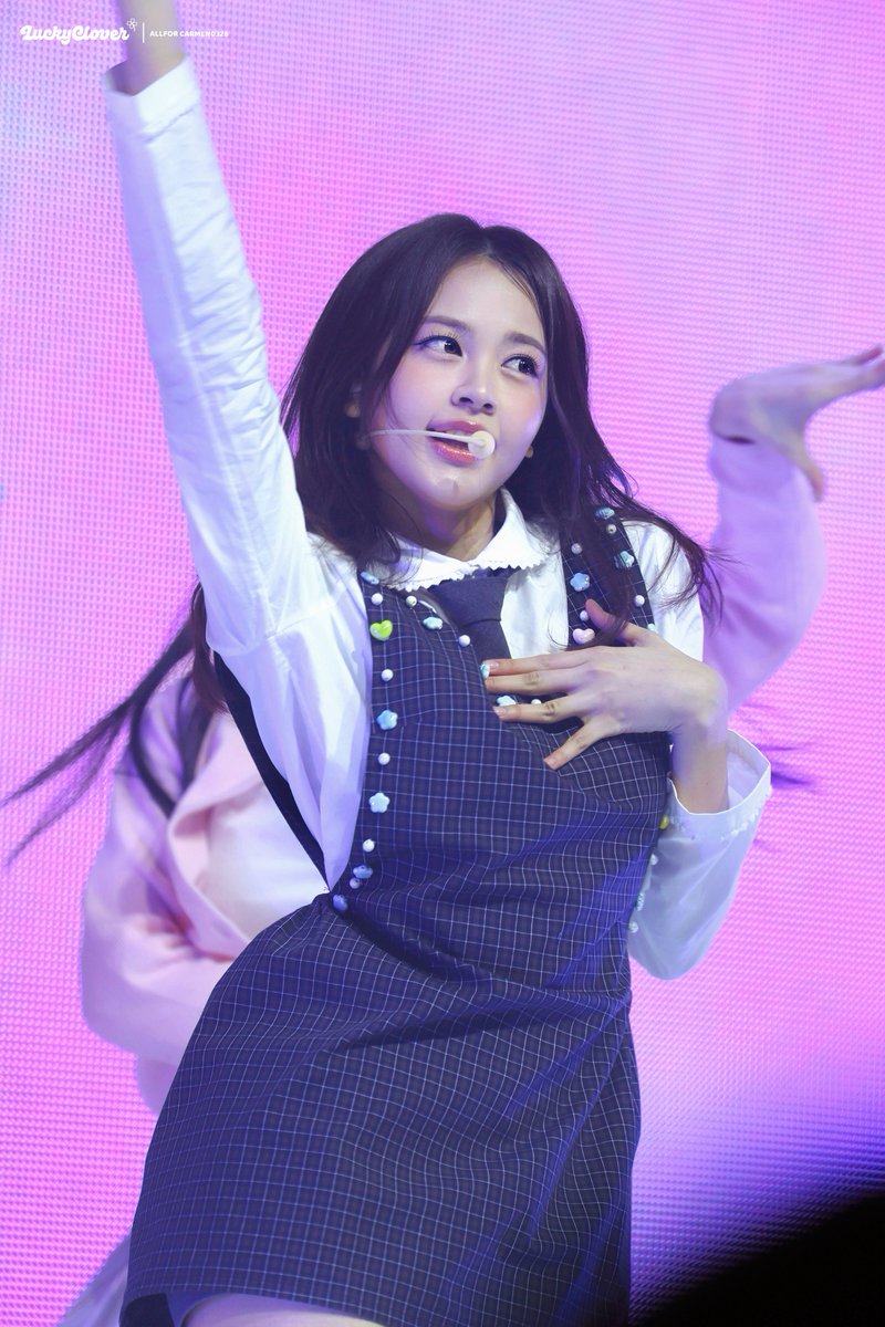 Lucky clover tweet media