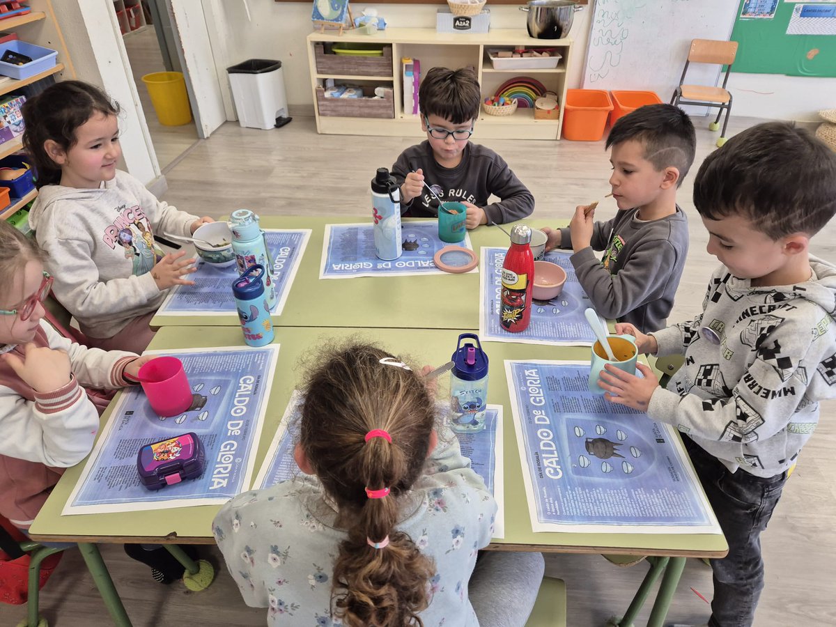 CEIP de Laredo tweet media