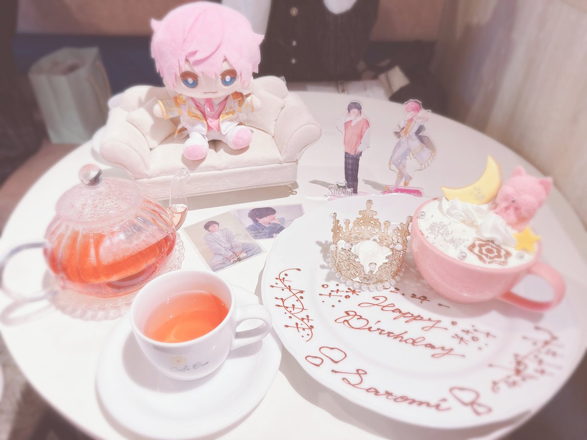 S__tm0224's tweet photo. - ̗̀🥂𝐻𝑎𝑝𝑝𝑦𝑏𝑖𝑟𝑡ℎ𝑑𝑎𝑦🎂🎉  ̖́-

今年も一緒にお祝いできて幸せだよ

#さとみくん 
#さとみくん誕生祭2026 https://t.co/mFy5nqvPFX