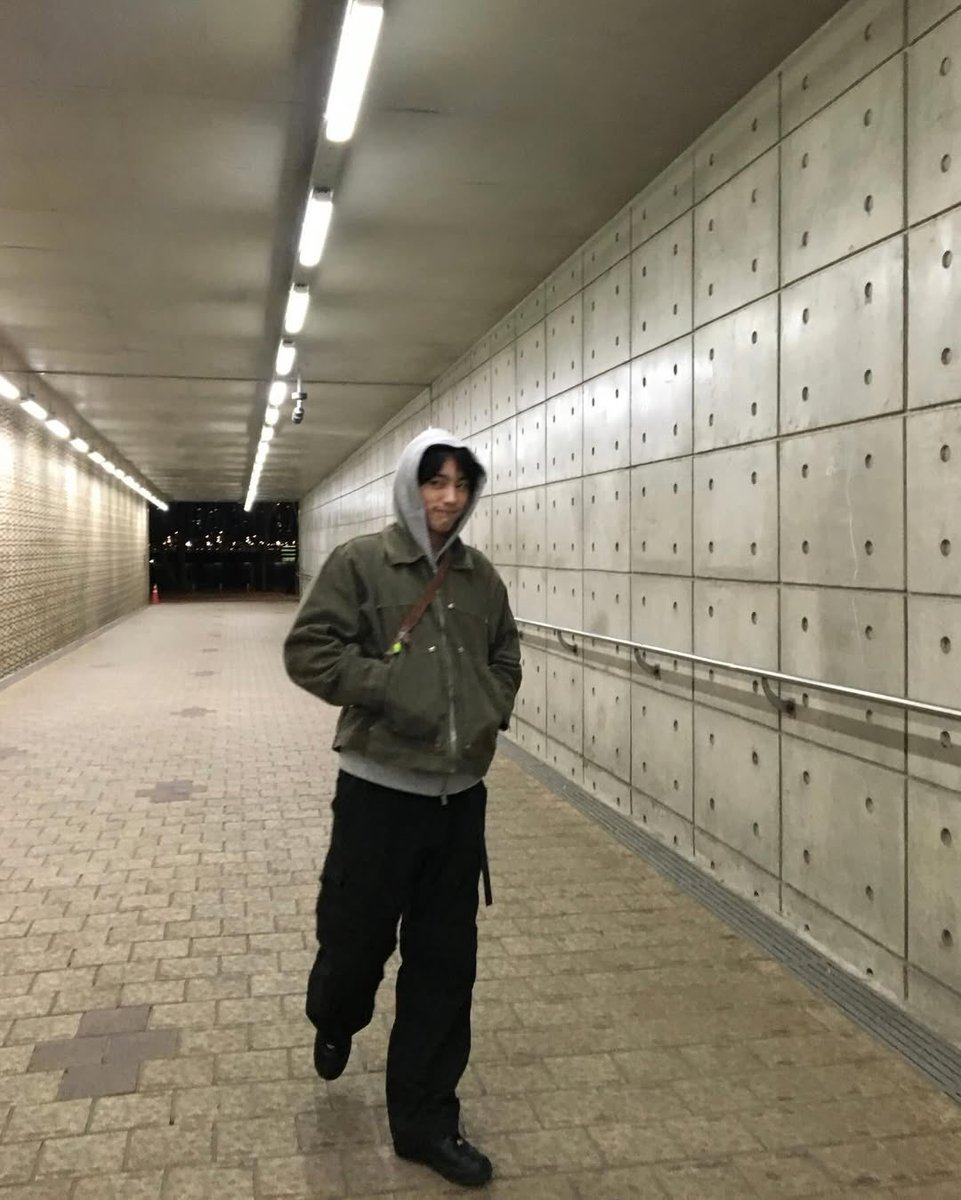 260223 | INSTAGRAM [jinyoung_0922jy] 

“☁️”

#Jinyoung #진영 <a href="/JINYOUNG/">박진영</a> #GOT7