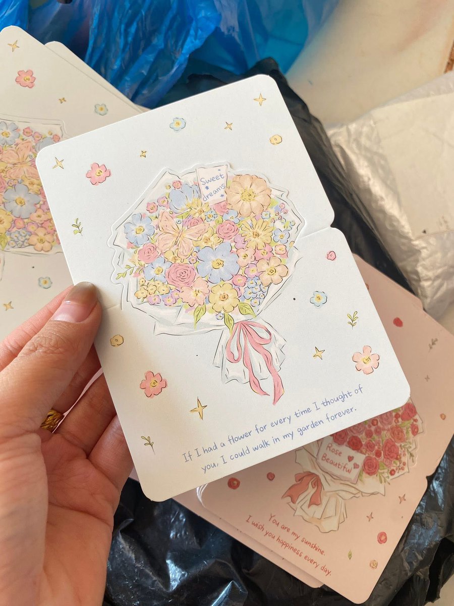 ; ถ้าฉันมีดอกไม้ทุกครั้งที่ฉันคิดถึงคุณ ฉันคงเดินเล่นในสวนของฉันได้ตลอดไป 🤍💐