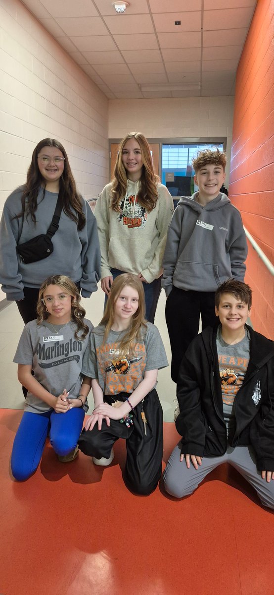 mms__official's tweet photo. The MMS Power of the Pen team competed Friday at Lake Elementary in the regional round of competition.  They wrote 3 creative stories and will now wait for results to determine if they qualify for state competition!
#mmsdukes https://t.co/5cuNBAuOqs