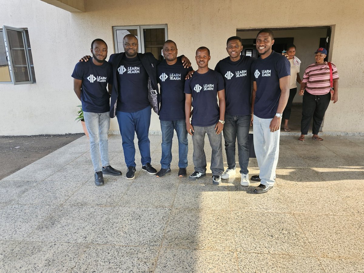 learn2earnNG's tweet photo. Otukpo showed up and you can feel the difference.

These Fellows didn’t just sign up… they leaned in, stayed curious, and chose to grow one step at a time. Behind every smile here is someone building real skills, real confidence, and real opportunities for their future.

The Learn2Earn Fellowship isn’t just a title, it’s a community of doers, learners, and game-changers who decided to bet on themselves.

✨ As a Learn2Earn Fellow, you get:
• Access to practical, in-demand software engineering skills
• Mentorship and guided learning support
• Opportunities to earn while you learn
• A powerful community that keeps you accountable
• Real pathways to jobs and income growth

Otukpo Fellows are already in motion… the real question is, are you next?

🎮 Play the game now at https://t.co/eZMBDIjV4u and take your first step to becoming a Learn2Earn Fellow.