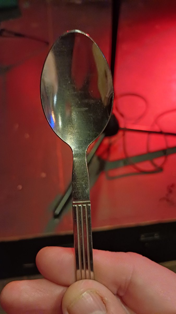 Mark Simpson tweet media