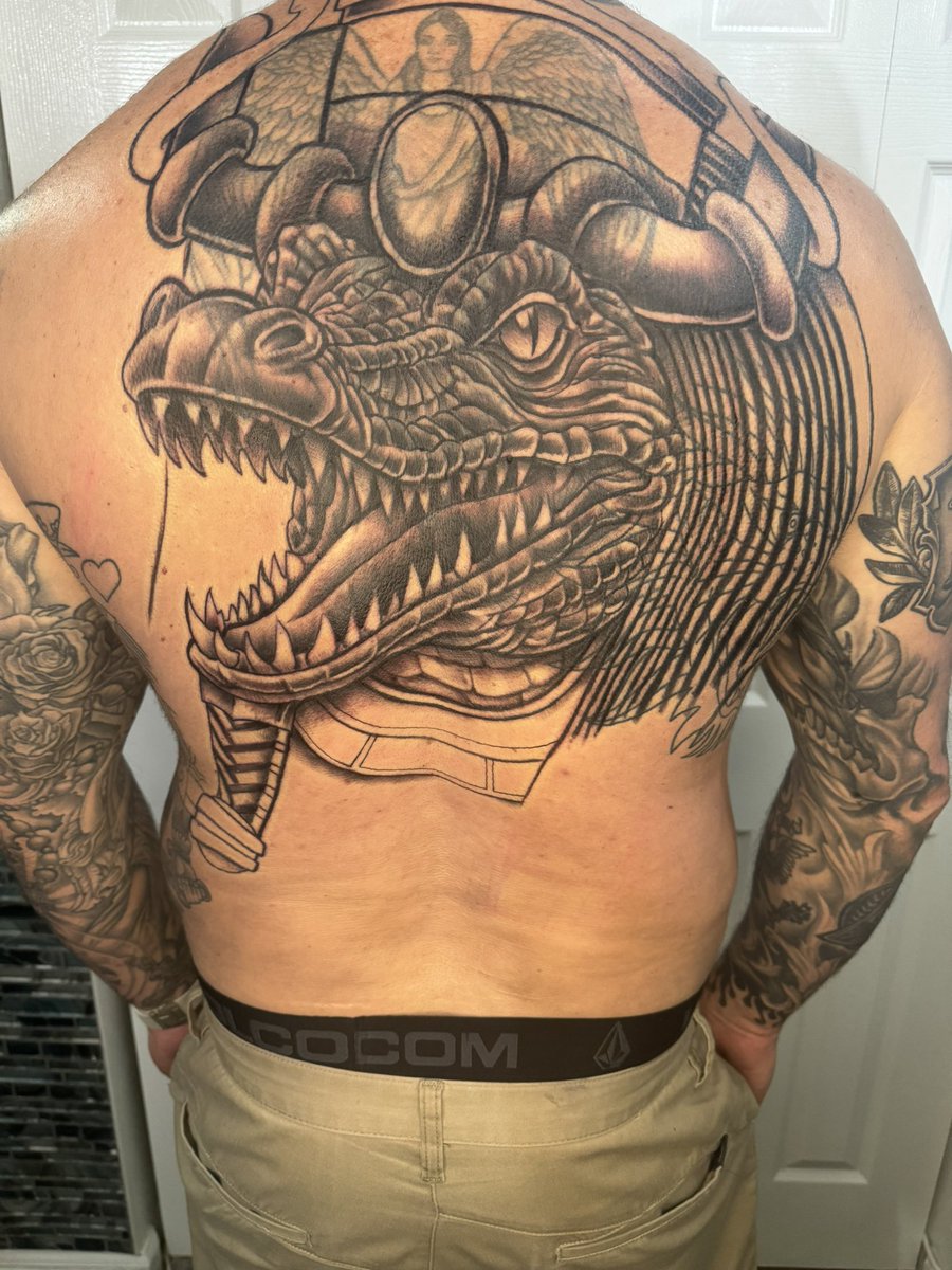 MightyJoeHung tweet media