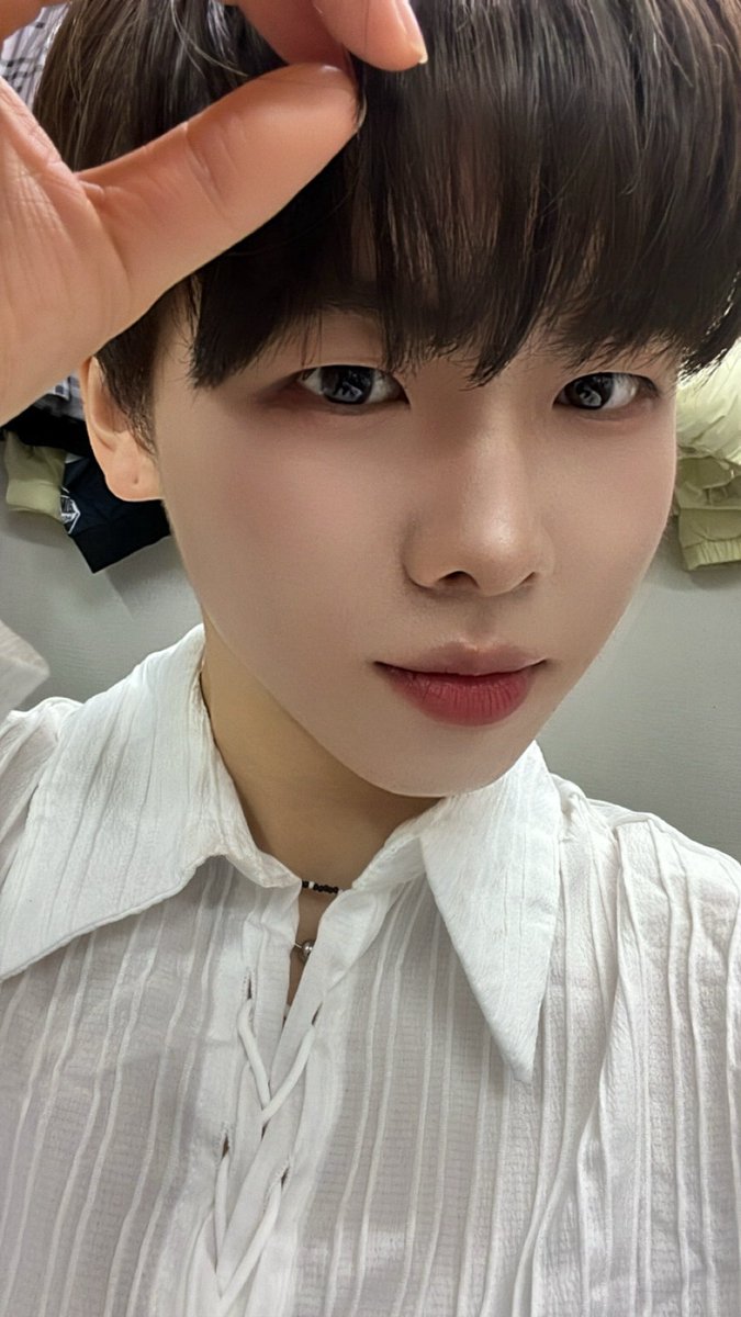 [🦝]

Air 덕분에 몸이 많이 좋아졌어요! 항상 고마워💙
내가 더 잘할게..!

#DROP #드랍 #JaeWon #재원