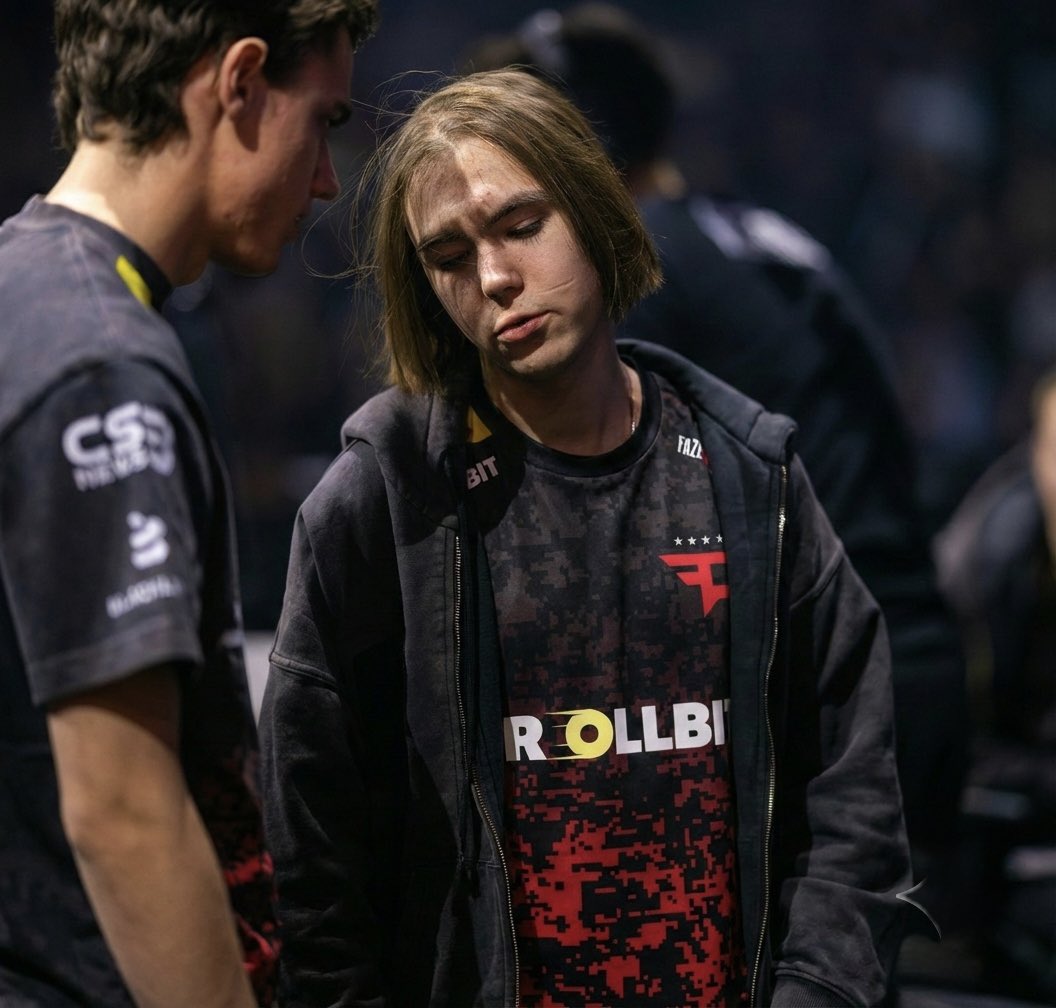 Days since FaZe CS won a trophy tweet media