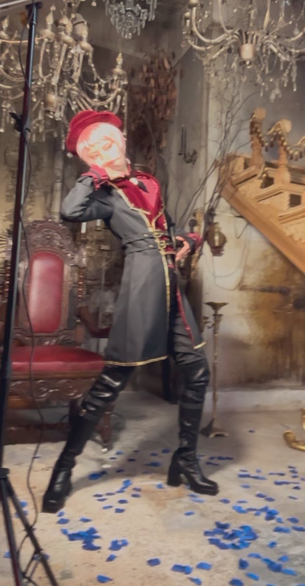 スタジオでユニ衣装→返礼祭のヴァでした～！！
rijaさん本当に最高の影片をありがとうございました。Blessing Moment…
本日比較的(私が)理想とする宗の体型に寄せられたので満足🎶

📸ドゥラさんありがとうございました！