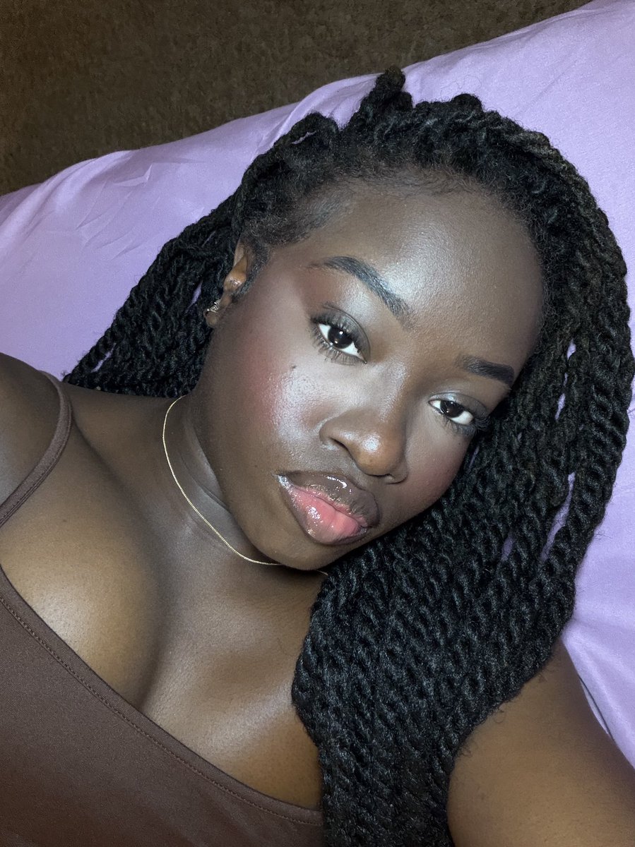 Anyways je back dans mon trou.😆
