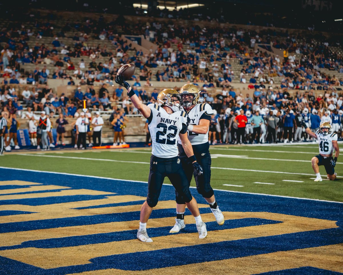 Christopher tweet media