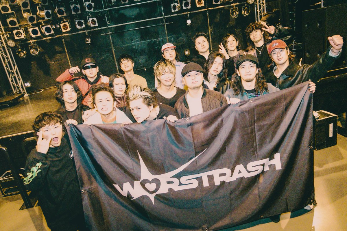 crowsalive_jpn's tweet image. "Bri=dge TOUR 2026 DAY 2"

呼んでくれた @worstrash 
そして来てくれたみんな、ありがとう！

お互いのツアーで関われたこと
最高に嬉しかったし、いい一日でした！

それぞれ続くツアー、いいツアーにしよう！

#CrowsAlive 
#WORSTRASH 
#SomeLife 
#BlackLeech