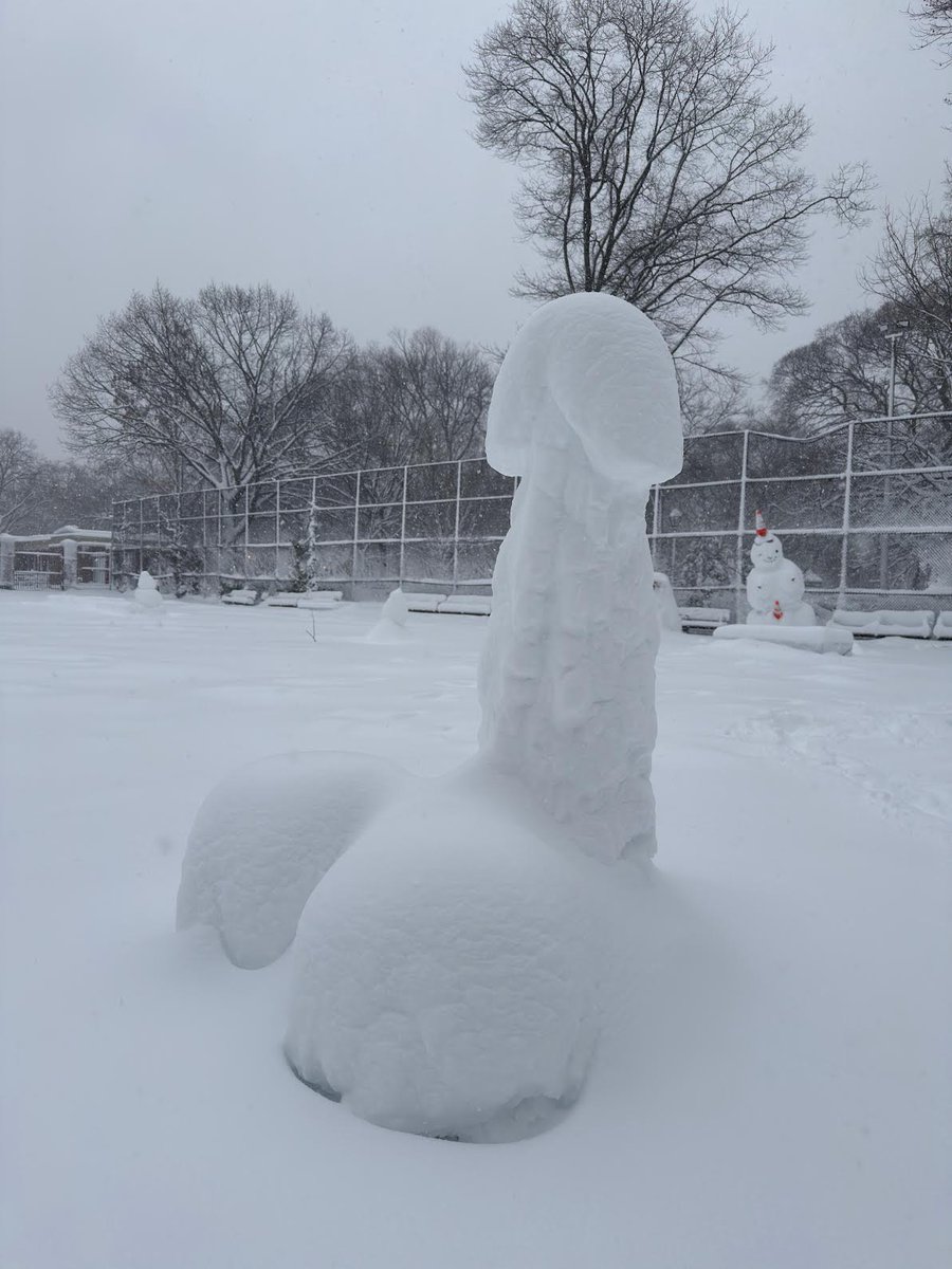 evgrieve tweet media