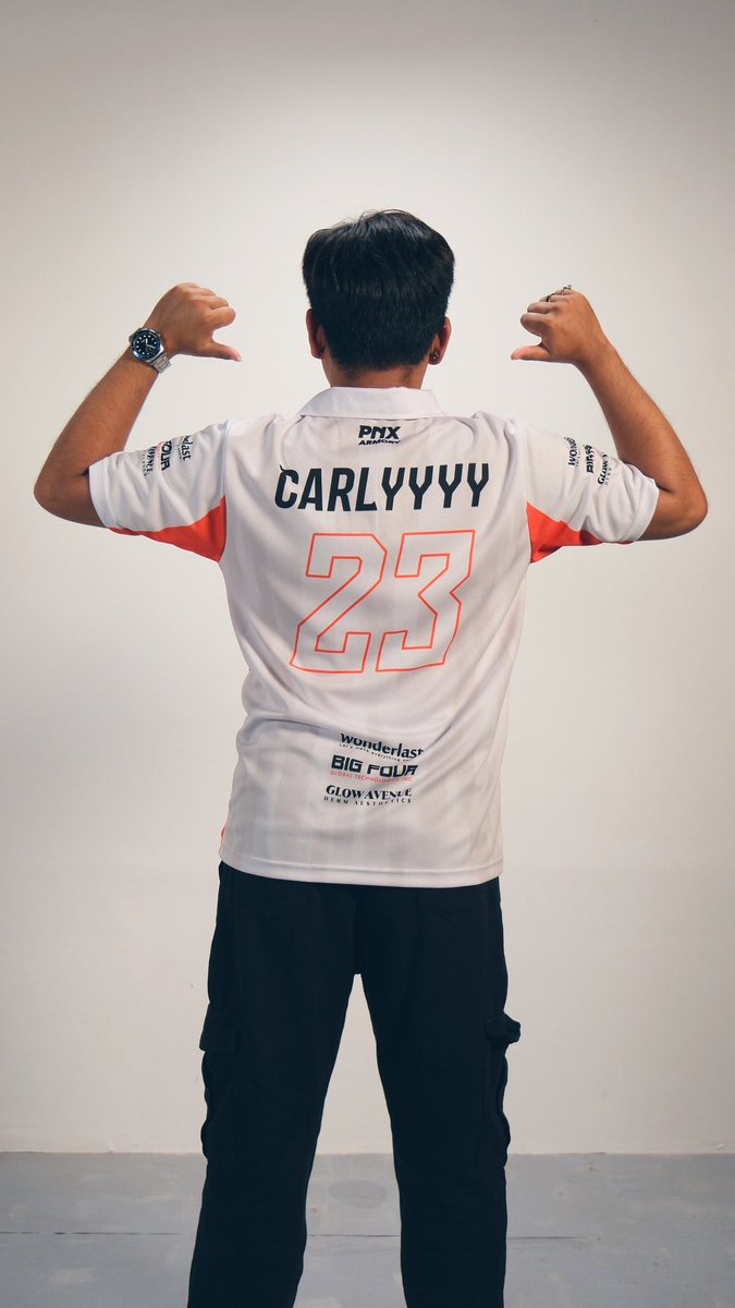 Carlyyyy tweet media