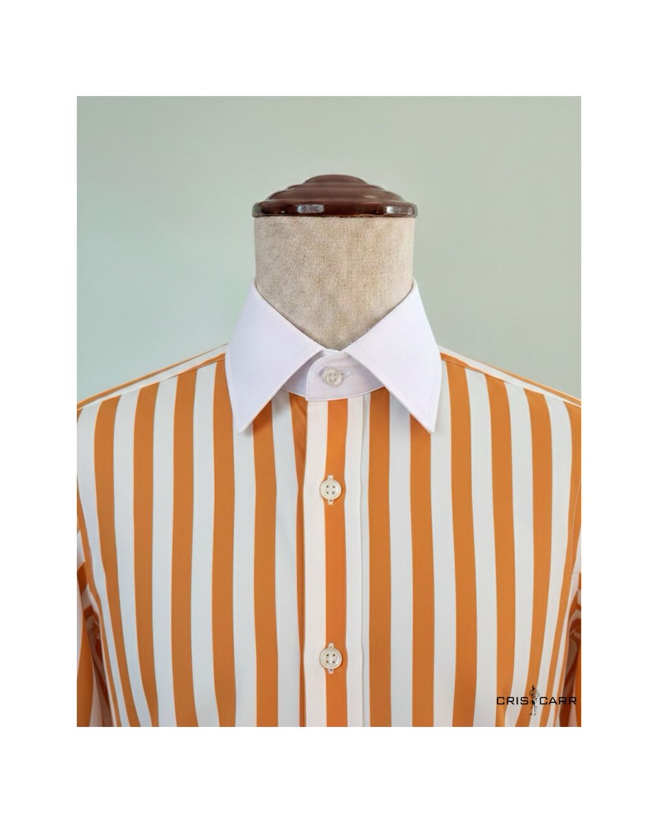CriscarrCustomT's tweet photo. Stripes with authority. White collar for distinction.
#Madeinghana #Stripedshirts #mensfashion #mensstyle #mensshirts https://t.co/EQAZL7tU2F