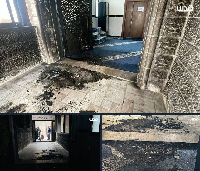 SoftWarNews's tweet photo. 🇵🇸 🇮🇱 Para pemukim Yahudi membakar masjid "Abu Bakr As-Siddiq" di desa Tal, barat daya Nablus, dan menuliskan slogan-slogan permusuhan di atasnya pada waktu subuh. https://t.co/VFAcoYQQFH