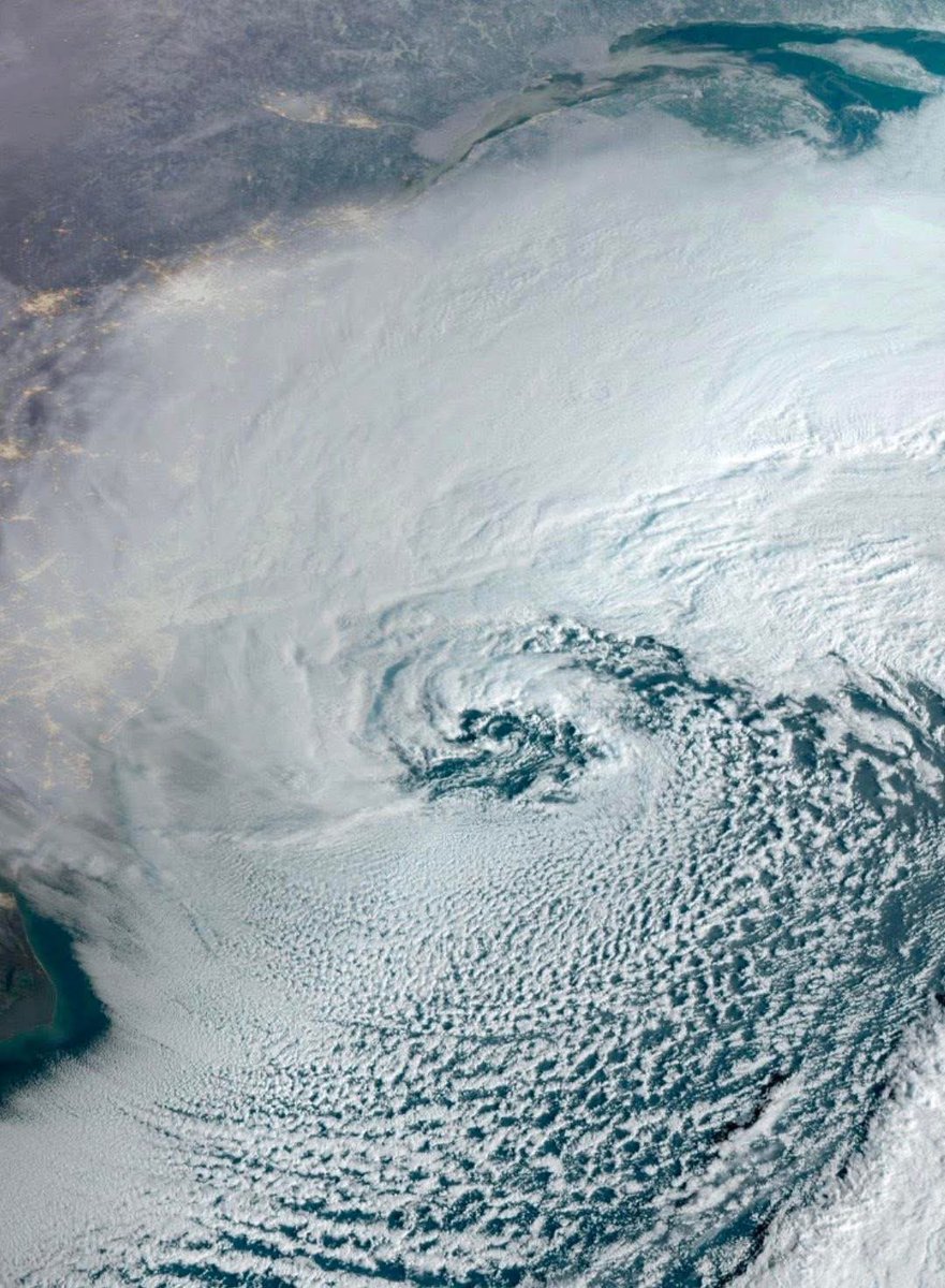 lblanchard_wx's tweet image. This is the satellite view of the MONSTER storm that is slamming the Northeast. Blizzard/Snow Hurricane has a pressure reading like a Cat 2. 
Winds will gust up to 90 mph and 24 inches of snow is possible in some places! 
Stay safe, and stay warm! 
#snowfall #SnowDay