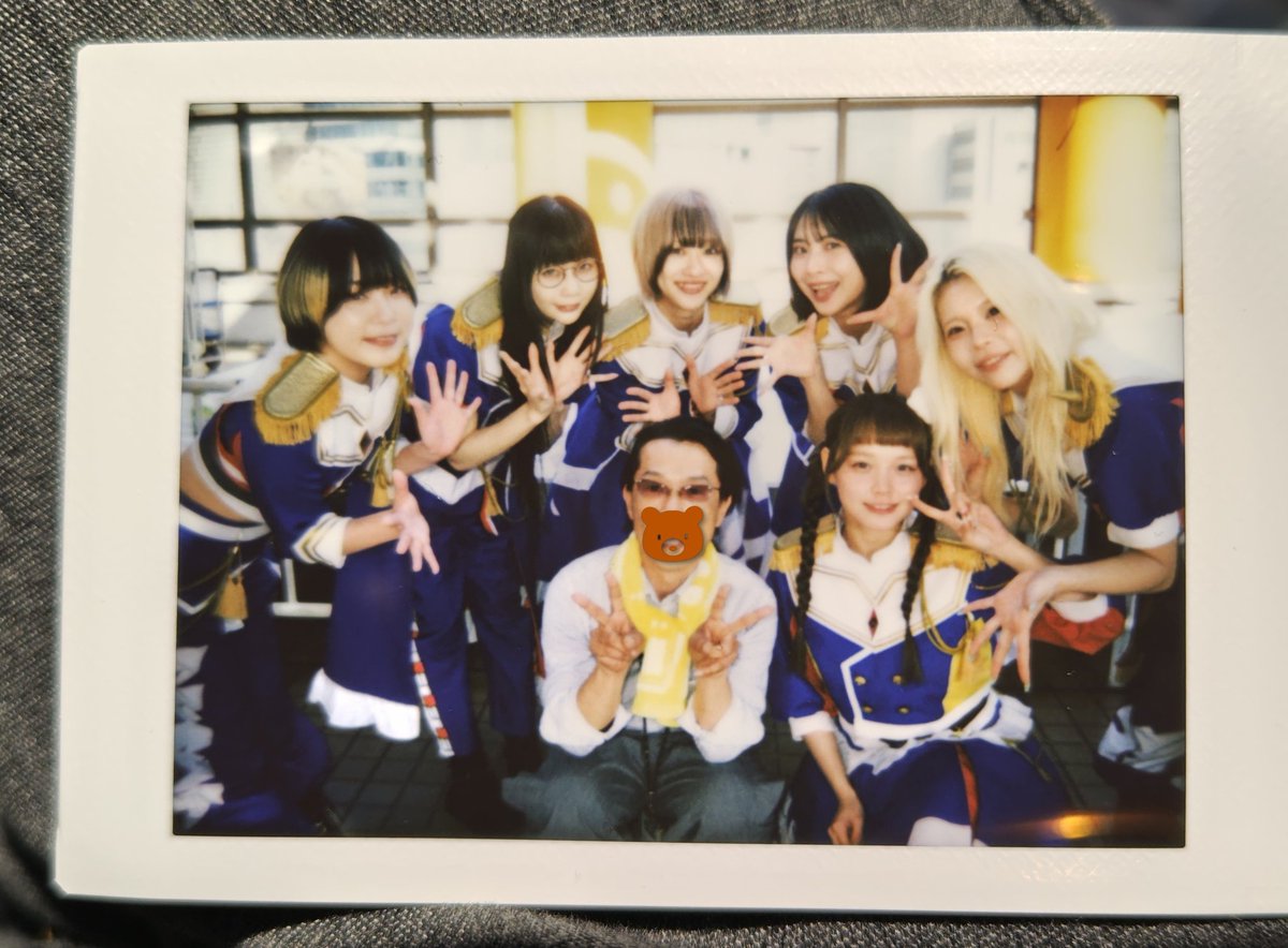 JaguarMg17's tweet photo. #TRMU の「春に聴きたいギャンパレソング特集」にリクエストした『 OK 』をオンエアしてもらえたのが嬉くてグルショ撮ってもらった☺♪
転職計画も進んだの報告したらお祝いの言葉もらえてありがとうです✨️
Gの皆大好きだよぅ💚💗🧡❤🤍💛
#ギャンパレ渋谷 #GOTOTHEBEDS https://t.co/R3MdXJxmFc