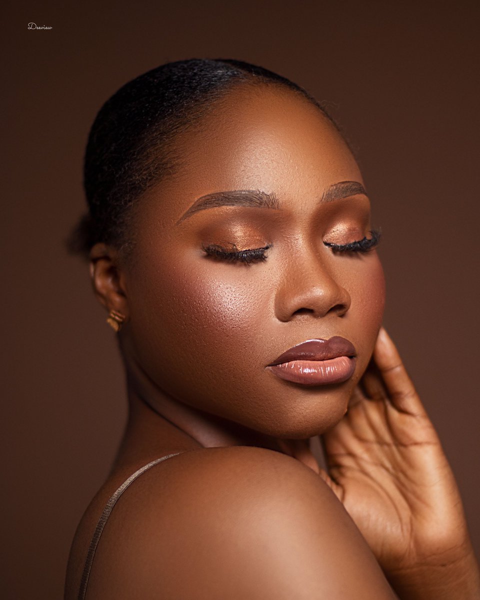 I’m available for collaboration and bookings📸
Location: Osogbo 💯