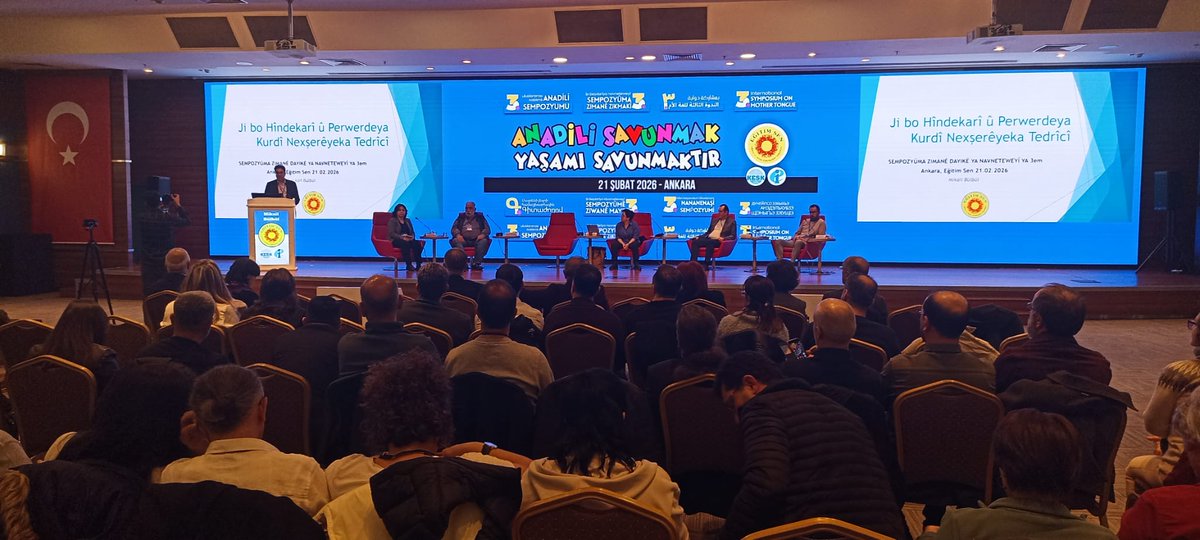 MardinEgitimsen's tweet photo. Em beşdarî 3yemîn Sempozyuma Zimanê Zikmakî ya Navneteweyî bûn ku ji hêla Navenda Giştî ya Eğitim Senê ve hatibû organîzekirin.

Eğitim Sen Genel Merkezi tarafından düzenlenen 3. Uluslararası Anadili Sempozyumuna katıldık.
@egitimsen https://t.co/SGD5cl3kOL