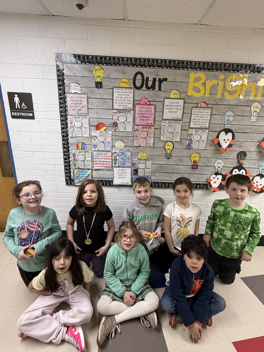 During the month of February, Mrs. Stamatis' students researched prominent black figures to celebrate Black History Month.  They did a fantastic job researching and writing about their figure!  #ebroadrunners #d15rocks