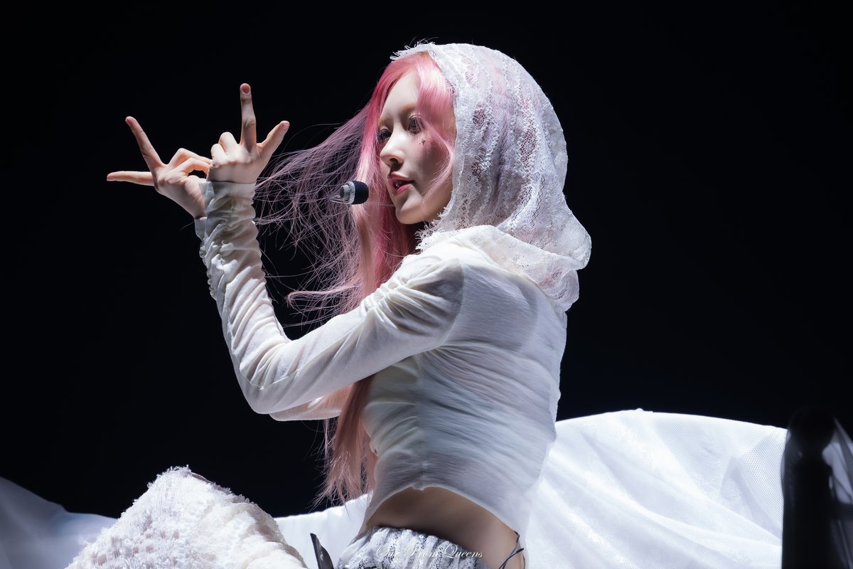 Our Prom Queens tweet media