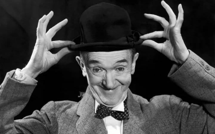 Se sei triste sorridi, il peggio è la morte.
Se sei morto sorridi, il peggio è passato
 23 febbraio 1965
Genio dell'umorismo