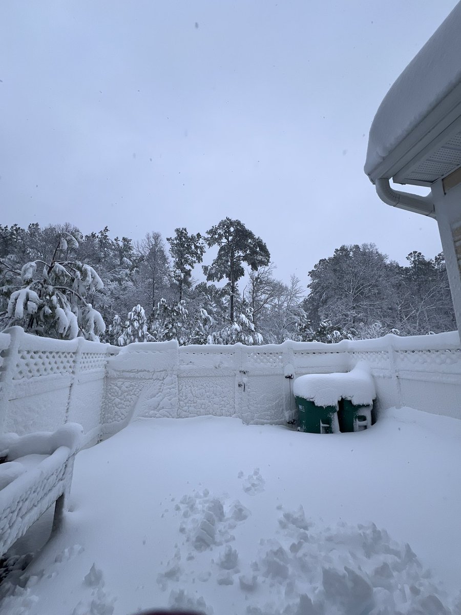 ChaosComesUndone tweet media