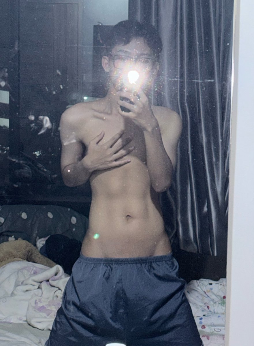 toria3zu tweet media