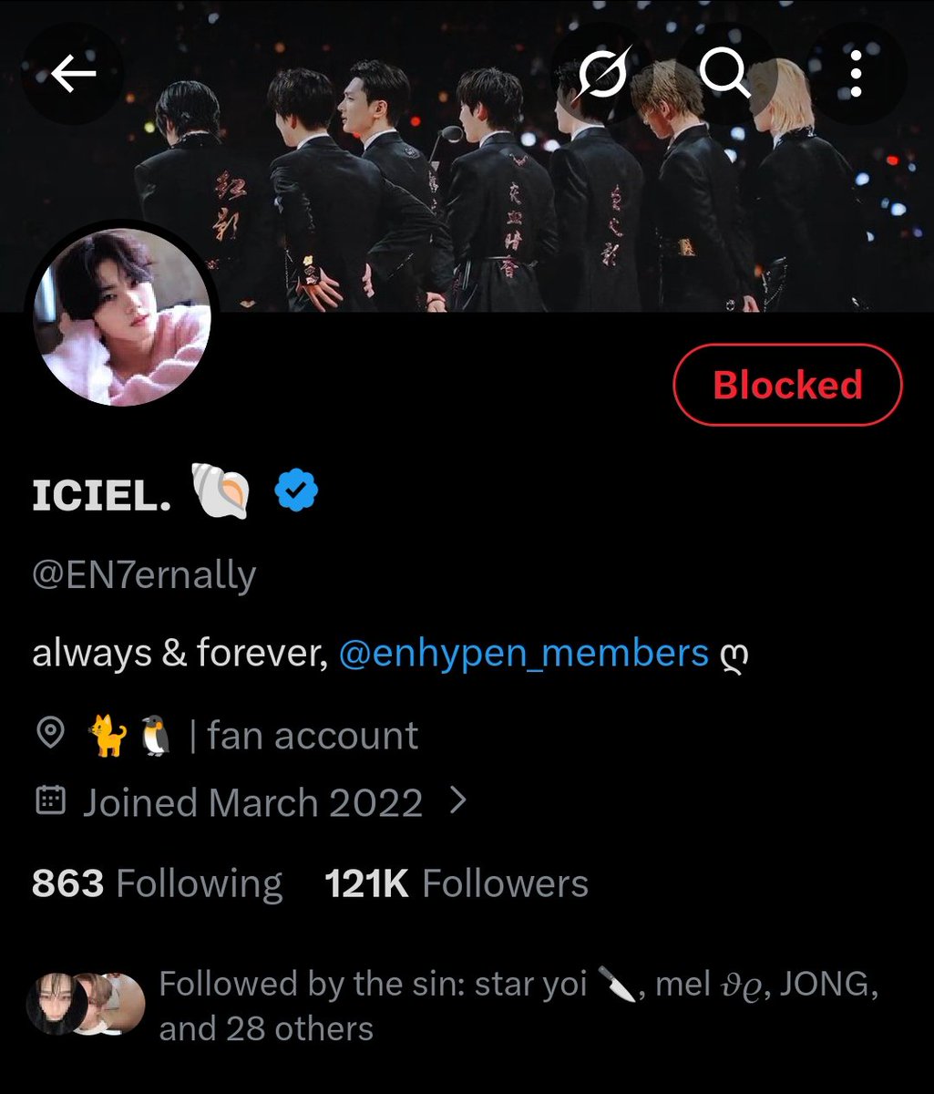 ritzheartsen's tweet photo. pls unfollow her everyone
she's been called out for weird behaviour towards ni-ki multiple times and it's about time her platform gets taken away from her but ppl still follow her so pls let's not encourage weirdos. https://t.co/Z6qTmvb0kU