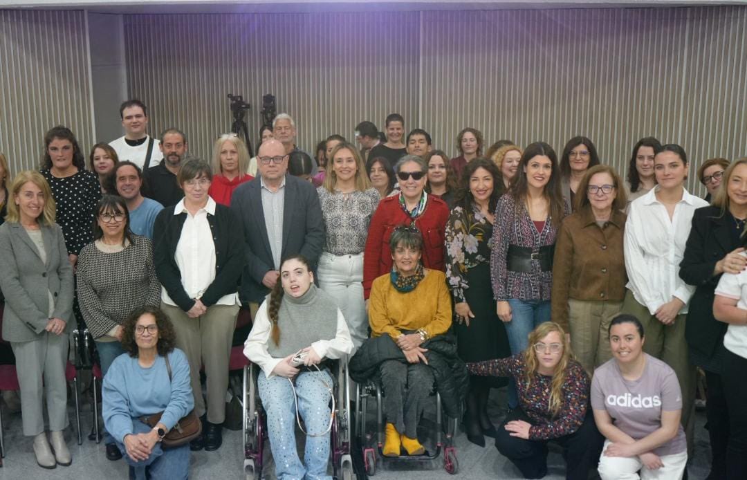 Presentación de resultados junto a  <a href="/contxaruiz/">Conchita Ruiz Caballero</a>  de la V Edición del Proyecto UNICAS y del Convenio  con la DG Mujer en donde hemos compartido las necesidades de las Mujeres conDiscapacidad. Agradecer a <a href="/caixabank/">CaixaBank</a> su valiosa colaboración para poder desarrollar ese proyecto!!!