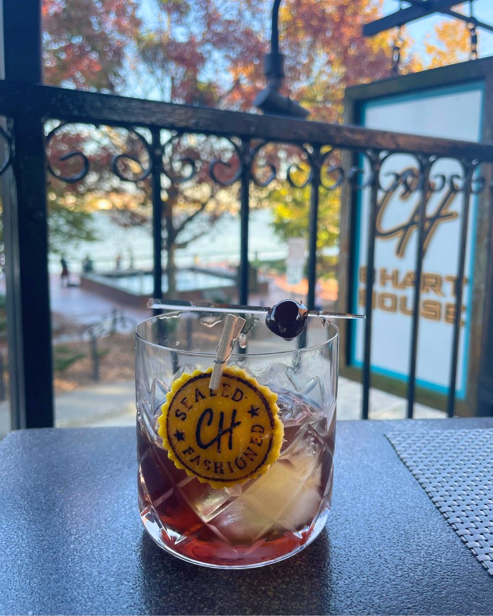 Chart House tweet media